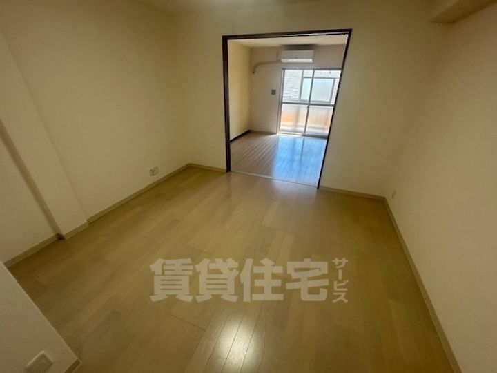 大阪府大阪市旭区新森6丁目の賃貸マンションの居間