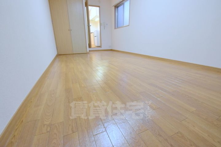 アートプラザ南笠の居間