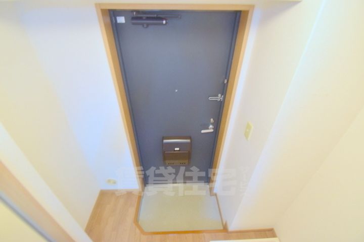 アートプラザ南笠の玄関