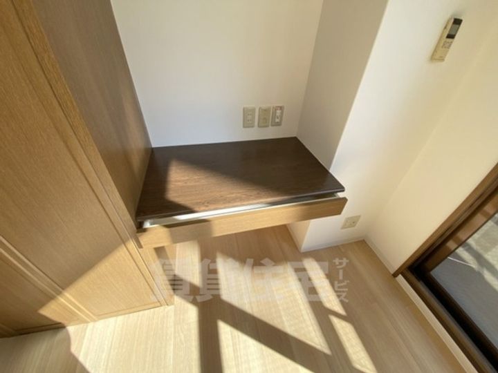 大阪府大阪市淀川区西宮原2丁目の賃貸マンションの内装