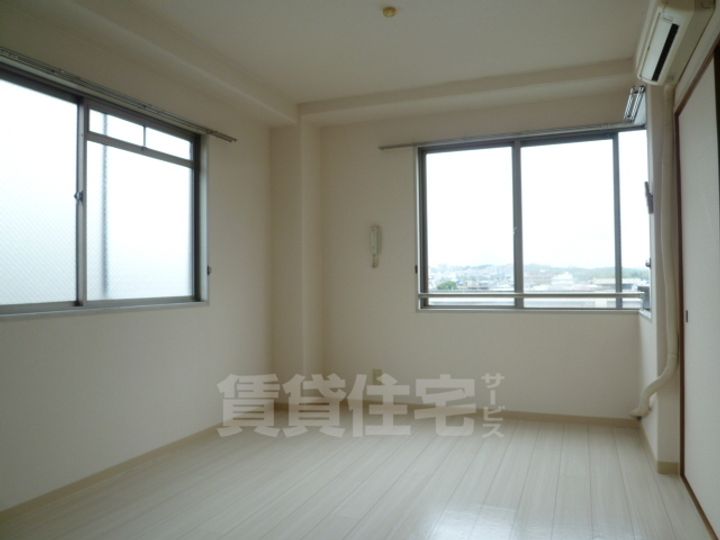 大阪府豊中市南桜塚1丁目の賃貸マンションの寝室