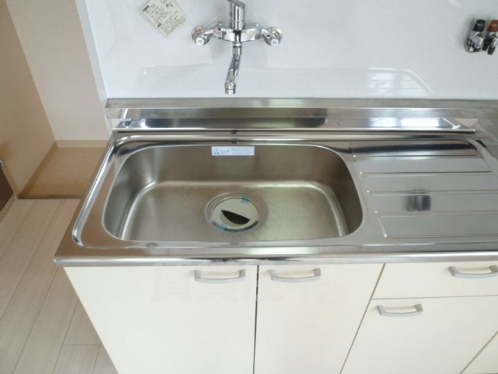 大阪府豊中市南桜塚1丁目の賃貸マンションのキッチン