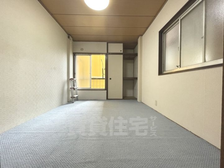 大阪府大阪市東住吉区公園南矢田4丁目の賃貸マンションの居間