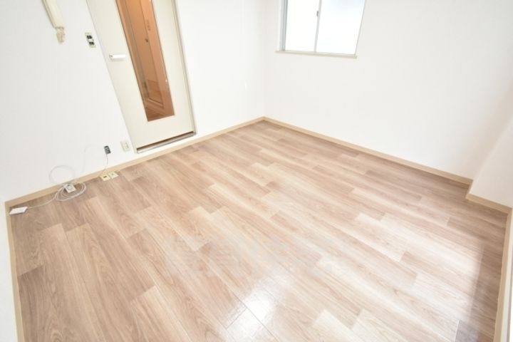 大阪府堺市西区津久野町2丁の賃貸マンションの内装