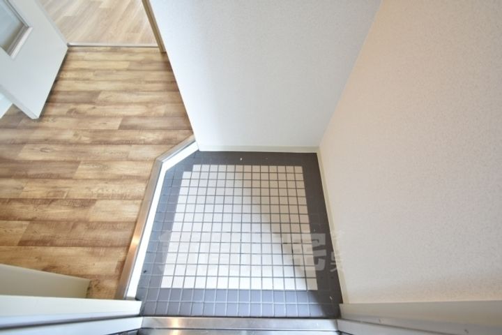 大阪府堺市西区津久野町2丁の賃貸マンションの内装