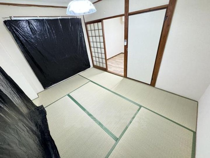 東和マンションの寝室