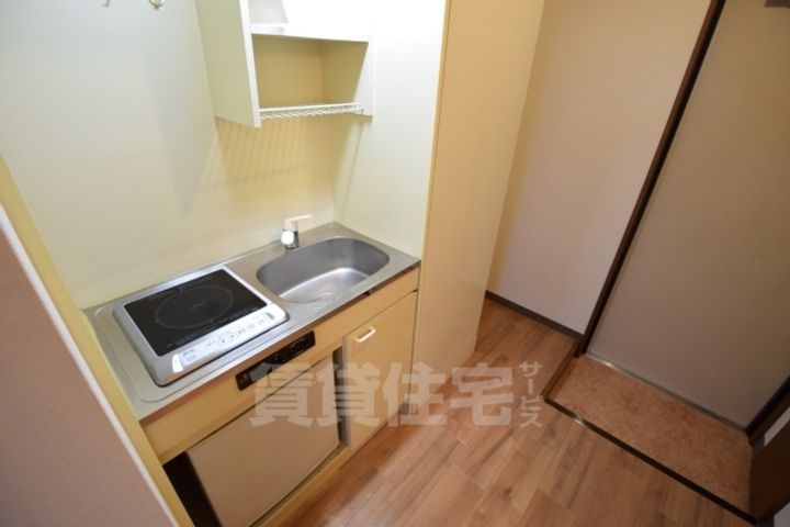 大阪府堺市西区上野芝町2丁の賃貸マンションのキッチン