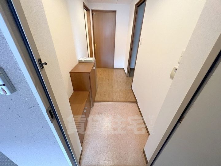 レスペクテ 高齢者向優良賃貸住宅の玄関