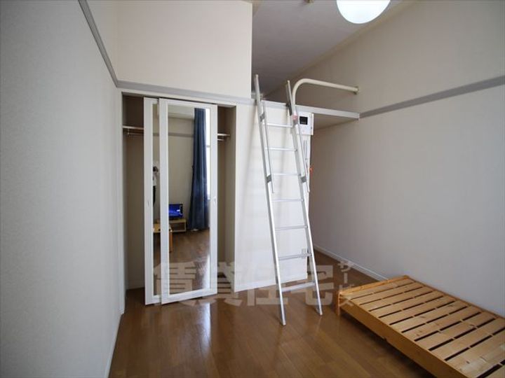 レオパレスGRUEの寝室