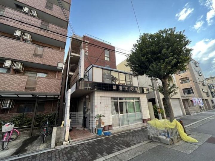 晩成ハイツ関目の外観