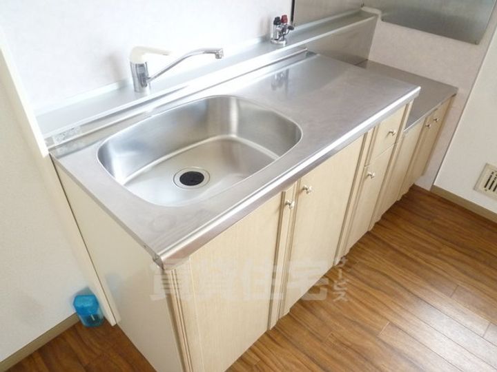 グランシャリオF棟のキッチン