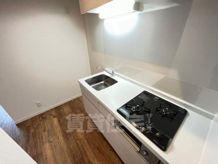大阪府豊中市豊南町東3丁目の賃貸アパートのキッチン