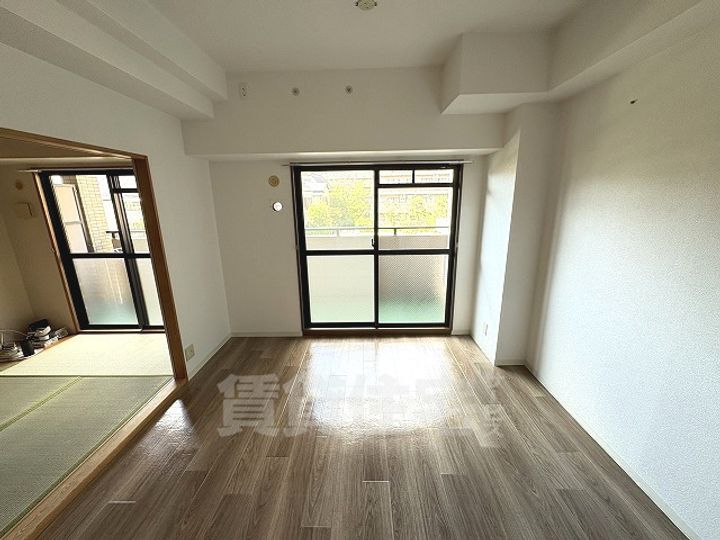 ソアール門戸荘の居間