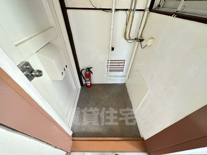 長居グリーンハイツの玄関