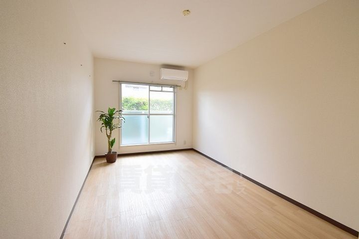 サンレジデンス玉川の居間