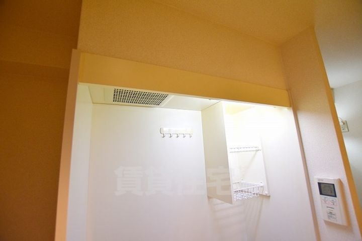 大阪府藤井寺市岡1丁目の賃貸マンションの内装