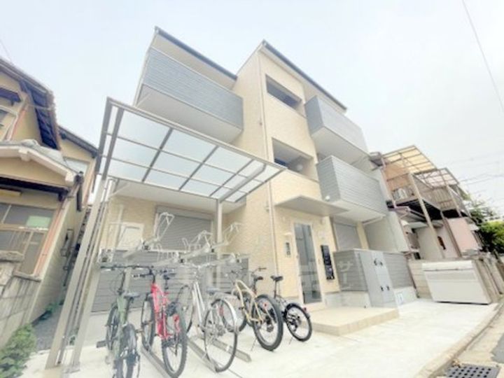 ALEGRIA京都南の外観