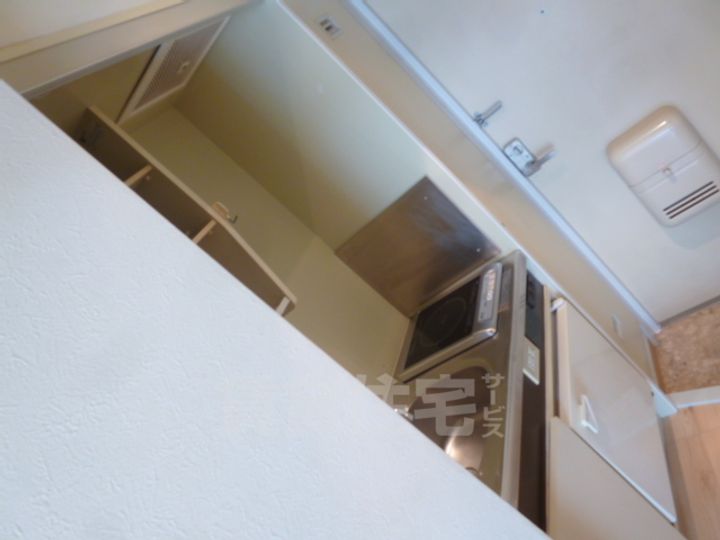 シャルマンフジ新石切の玄関