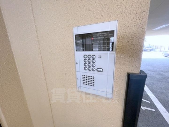 アルビーコートの玄関
