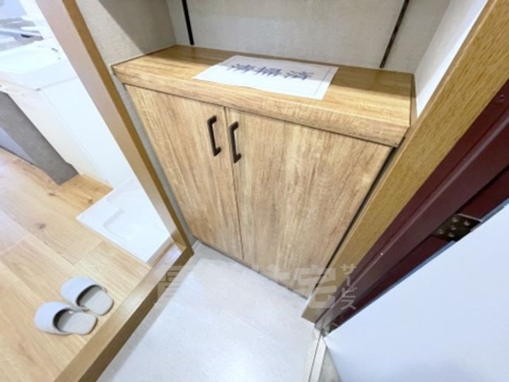 アルビーコートの玄関