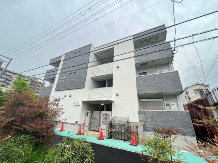 大阪府堺市西区浜寺石津町中2丁の賃貸アパートの外観