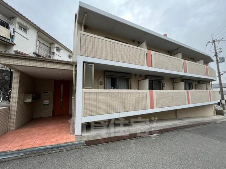 大阪府豊中市刀根山4丁目の賃貸アパートの外観