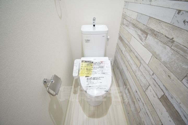 大阪府堺市西区鳳中町9丁の賃貸アパートの内装