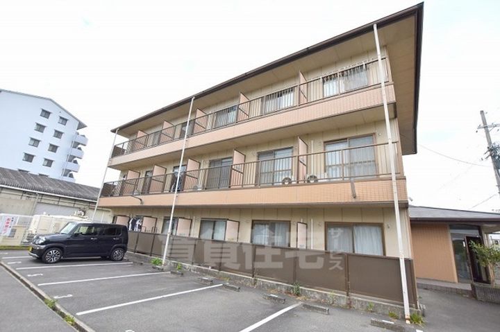 グレイスフル山本の外観