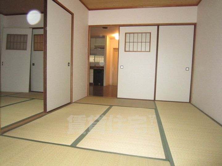 コーポ西取石の寝室