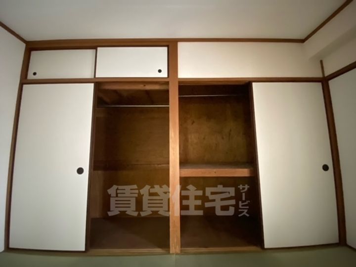 メゾン石津B402の内装