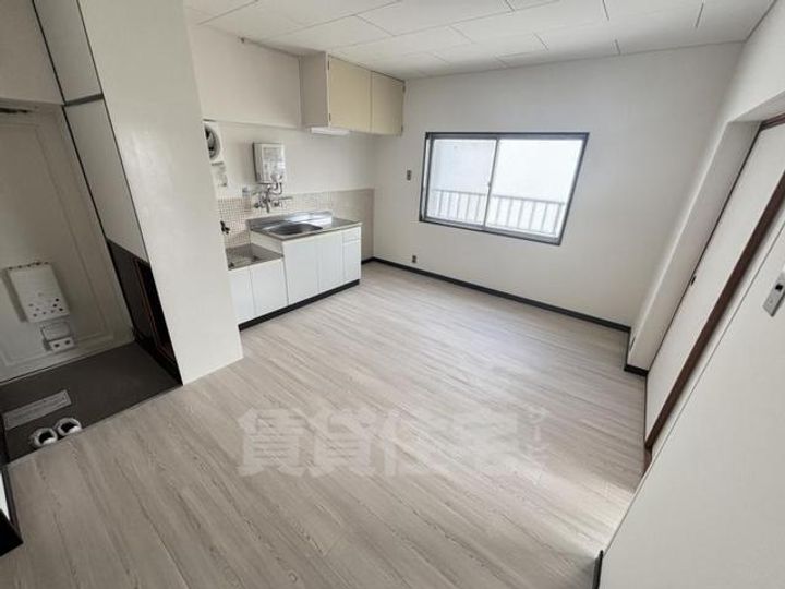 成田グリーンハイツの居間