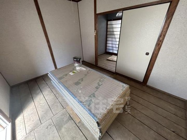 大阪府門真市新橋町の賃貸アパートの子供部屋