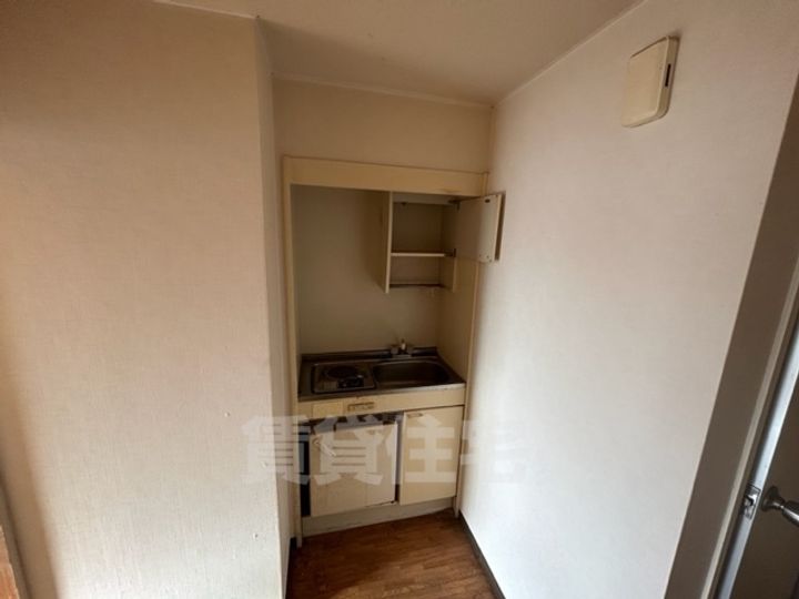 大阪府大阪市住吉区苅田4丁目の賃貸マンションの居間