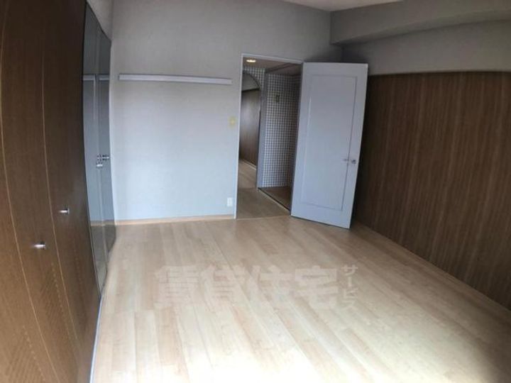 大阪府豊中市曽根東町1丁目の賃貸マンションの内装