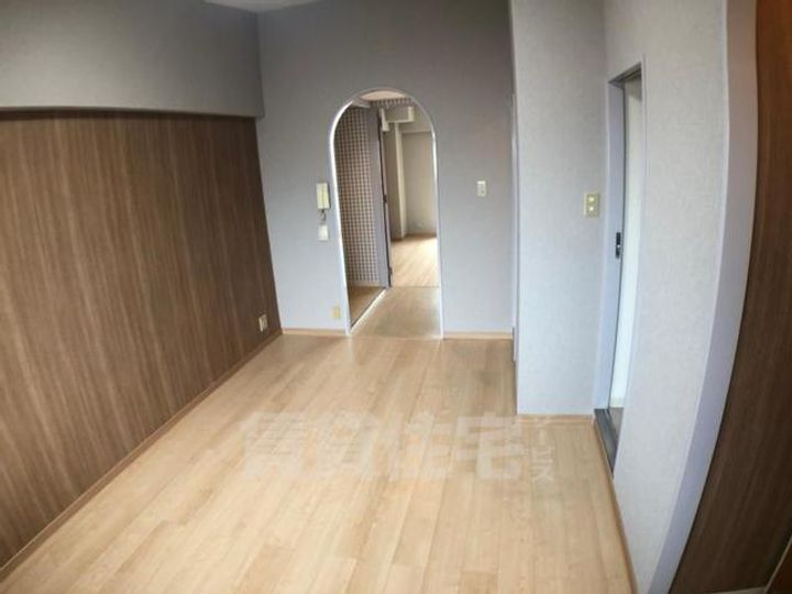 大阪府豊中市曽根東町1丁目の賃貸マンションの居間