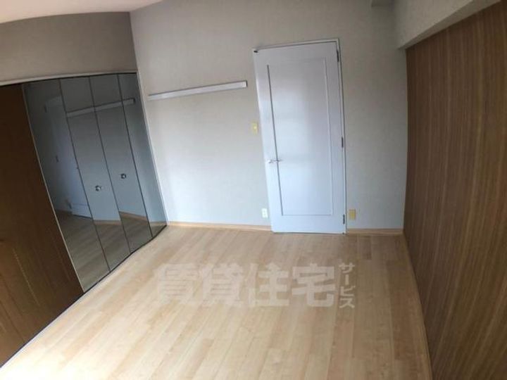 大阪府豊中市曽根東町1丁目の賃貸マンションの寝室