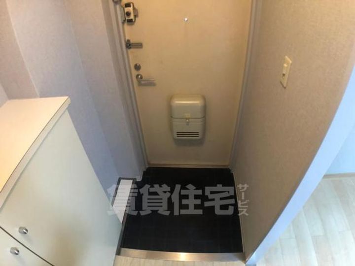 アヴィタシヨン曽根の玄関