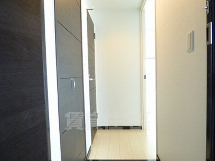エンクレスト薬院2の居間