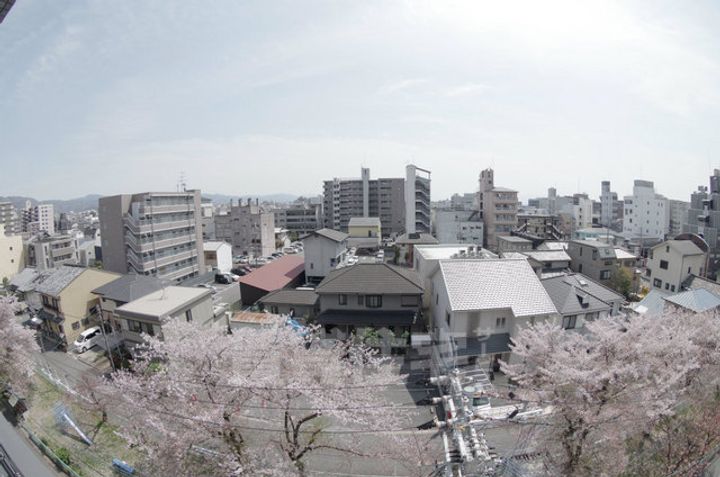 奈良県奈良市三条町の賃貸マンションの周辺