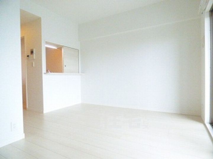 エンクレスト天神SIDEの居間