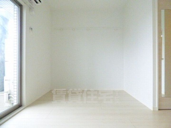 エンクレスト天神SIDEの居間