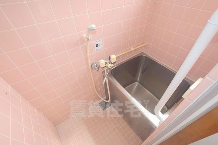 新栄河原コーポ2Fの内装