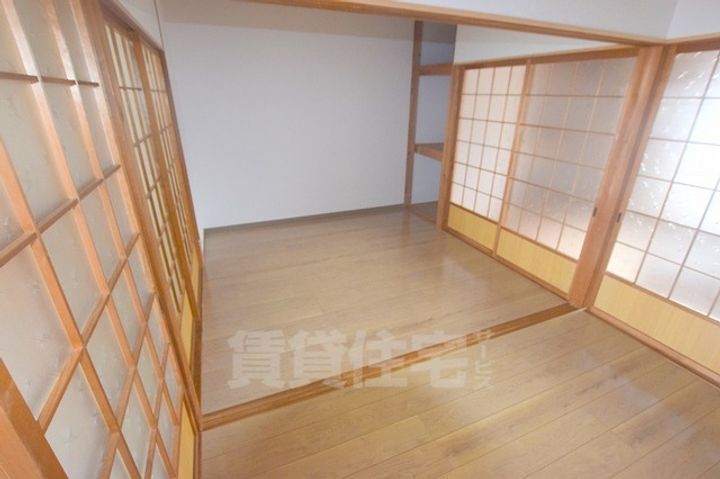 新栄河原コーポ2Fの内装