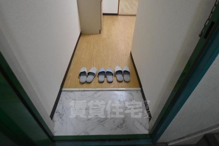 ベルノ成育の玄関