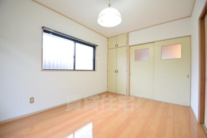 大阪府茨木市水尾1丁目の賃貸マンションの子供部屋