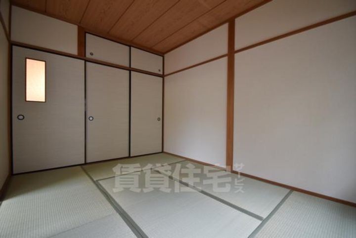 大阪府茨木市水尾1丁目の賃貸マンションの内装