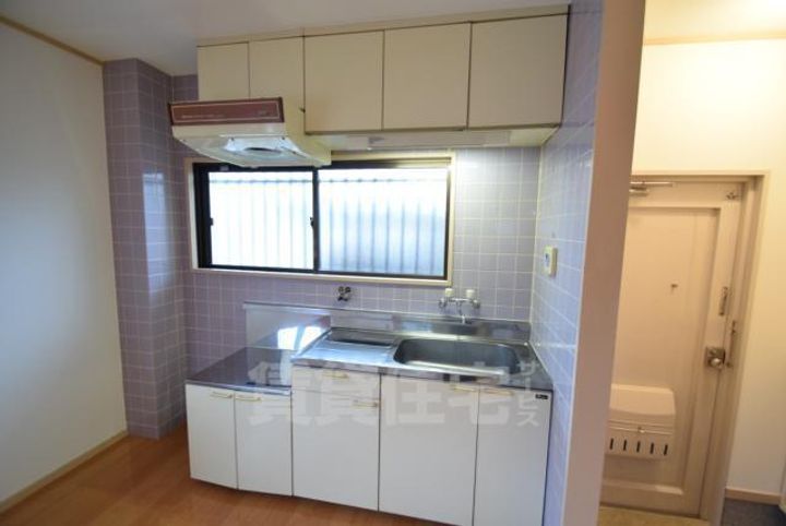 大阪府茨木市水尾1丁目の賃貸マンションのキッチン
