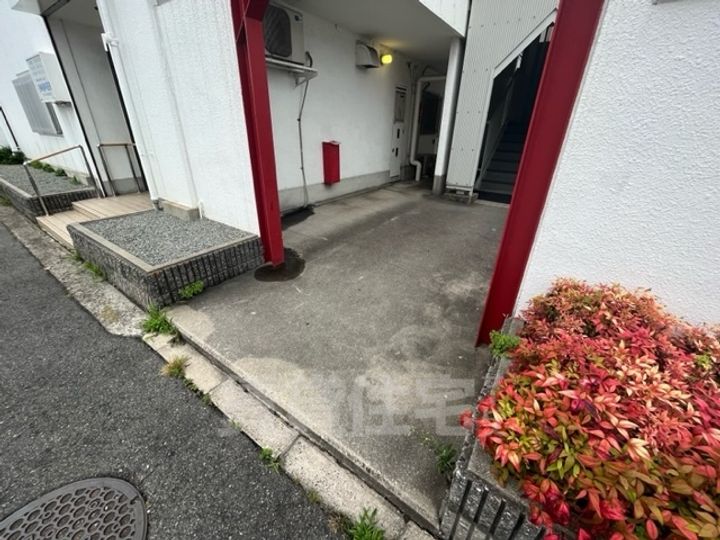 マンションサンパティックの玄関