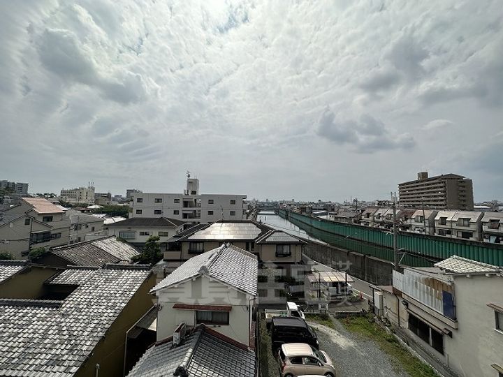 大阪府東大阪市鴻池本町の賃貸マンションの周辺