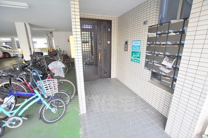 スタンドアップ羽曳野の玄関